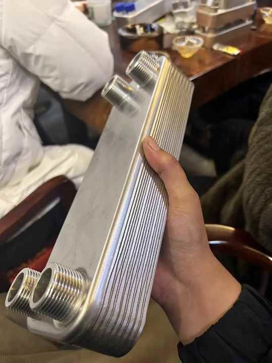 화학 작업 조건에 대한 경화 저항 판 합성 결합 모든 스테인리스 스틸 316L 판 열 교환기