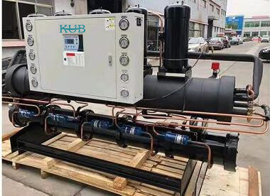 Kub OEM 산업용 냉각기, 3HP~50HP 반밀폐형 압축기 및 380V 50Hz 전원 공급, 1년 보증